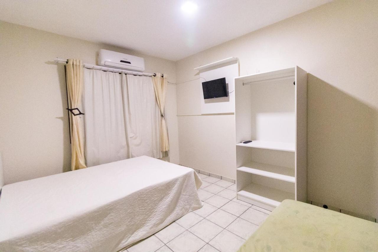 Apartamentos Bombinhas - 140 Metros Da Praia Bagian luar foto