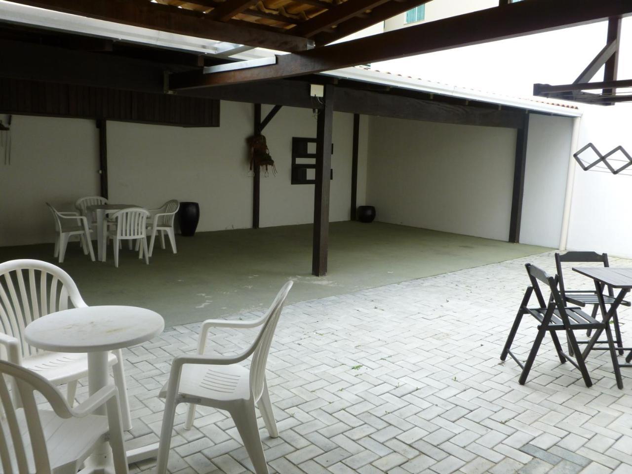 Apartamentos Bombinhas - 140 Metros Da Praia Bagian luar foto